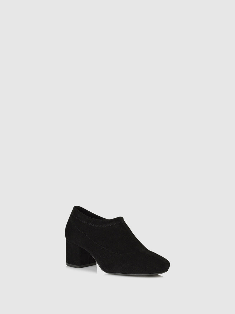 JJ Heitor Black Pointed Toe Ankle Boots