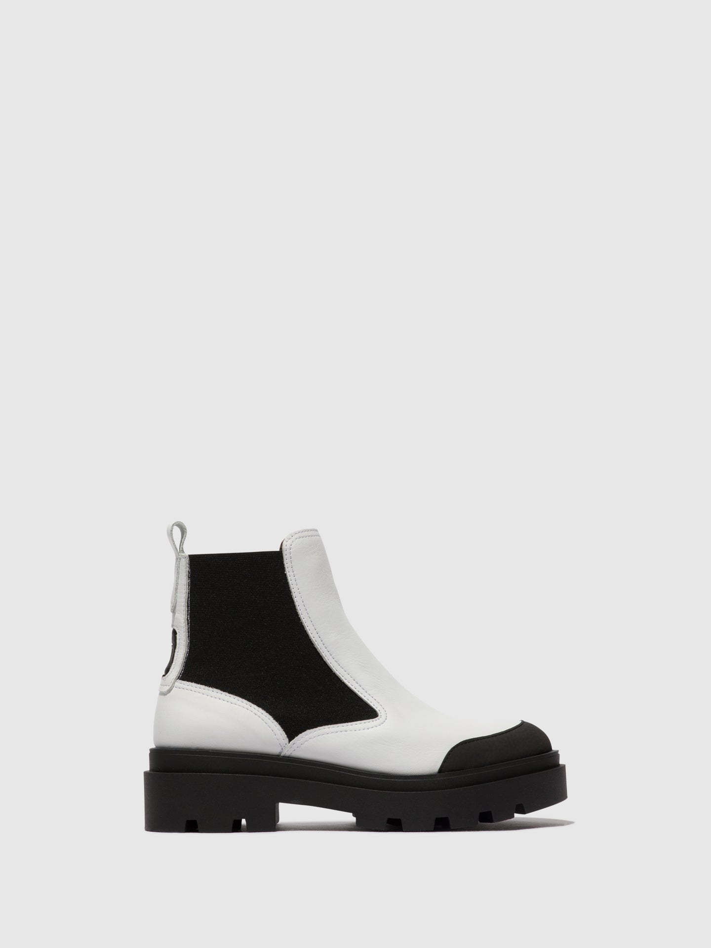 Fly London Chelsea Ankle Boots JEBA879FLY WHITE