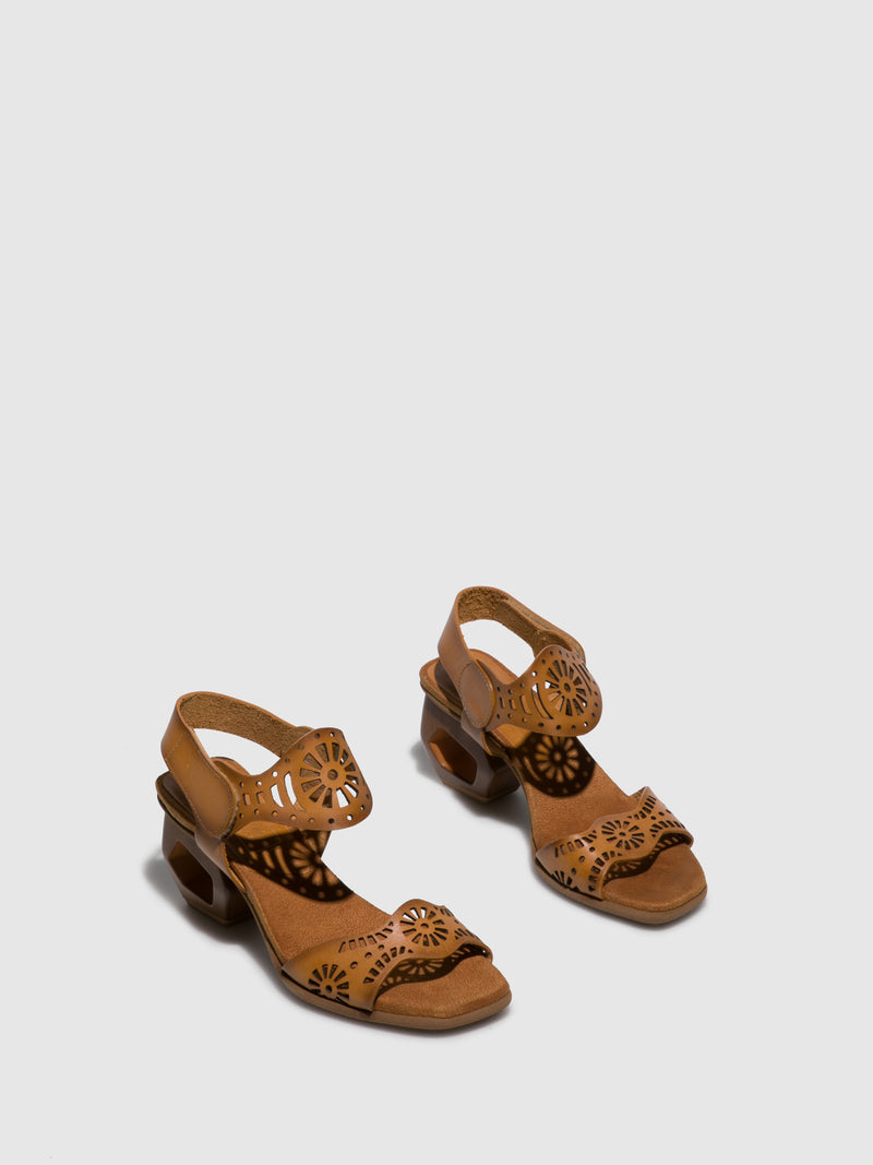 Hispanitas Camel Chunky Heel Sandals